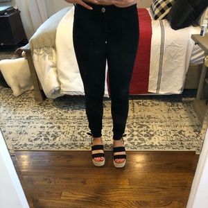American Eagle super stretch velvet jeans